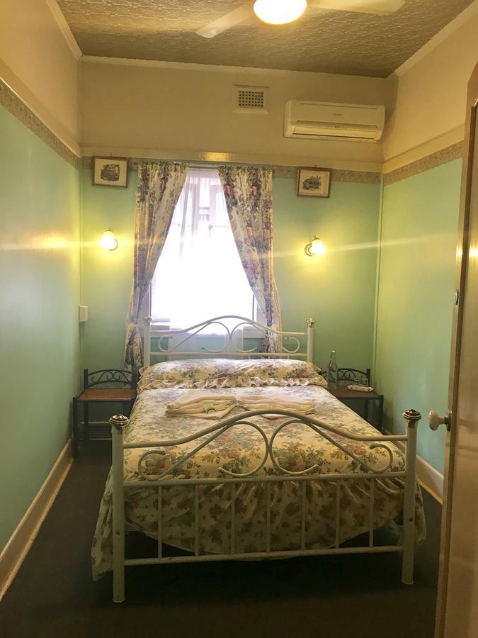 בריסביין Annie'S Shandon Inn מראה חיצוני תמונה